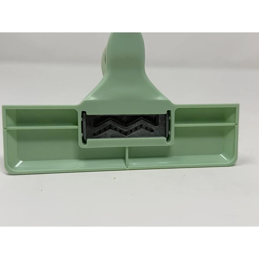 Martha Stewart Chevron Dots Edge Border Paper Punch Mint Green Discontinued